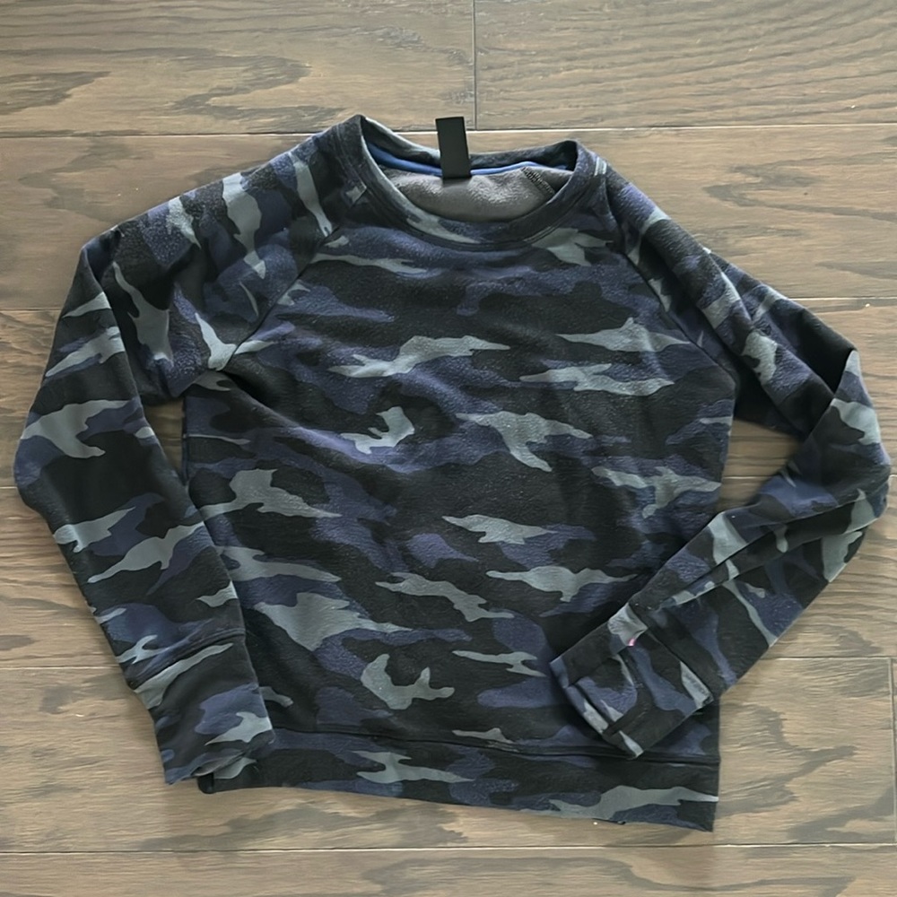 Athlete girl camo sweatshirt